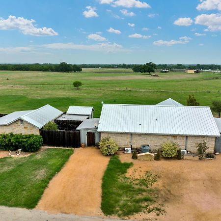 Romantic Oasis With Hot Tub Near Fred And Wineries! Фредеріксбург Екстер'єр фото